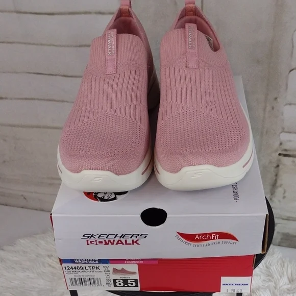 Skechers Women's Blush Slip-On Gowalk Sneakers Size 8.5 - Picture 3 of 10